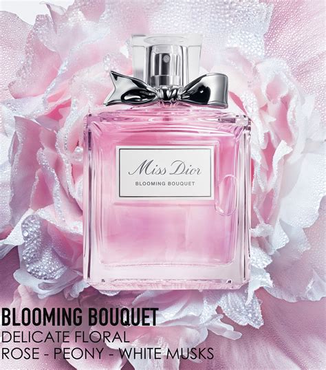 Miss Dior Blooming Bouquet Set .